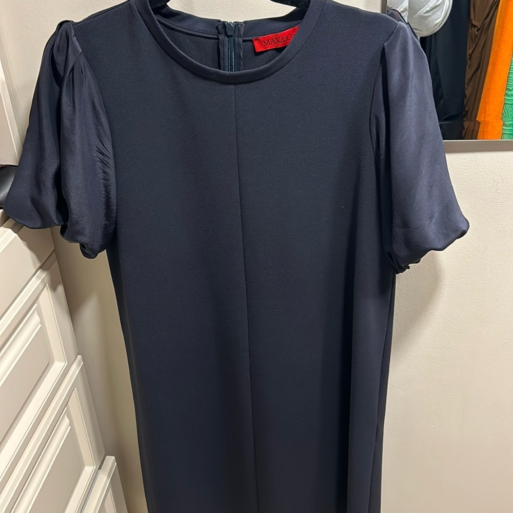 Max and co. Navy shift dress size medium